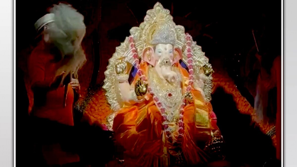 ambani family ganesh visarjan