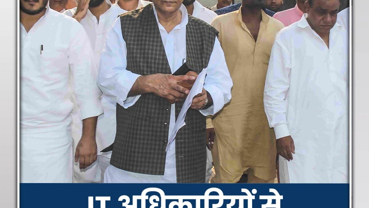 Azam Khan 