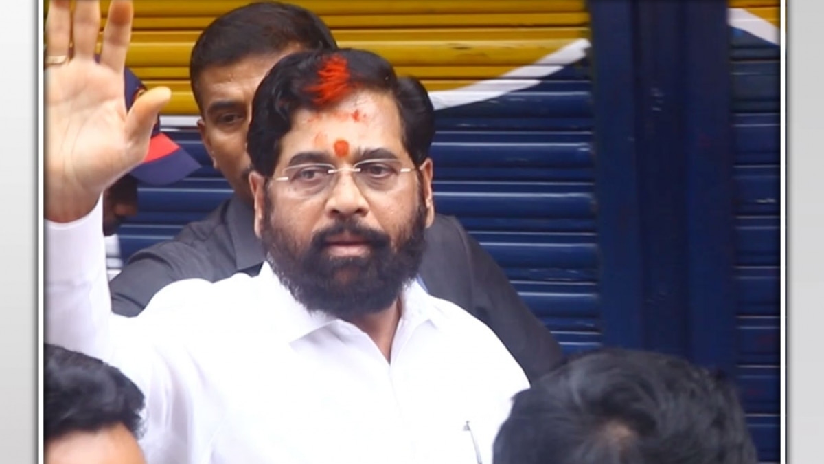 eknath shinde at lalbaugcha raja
