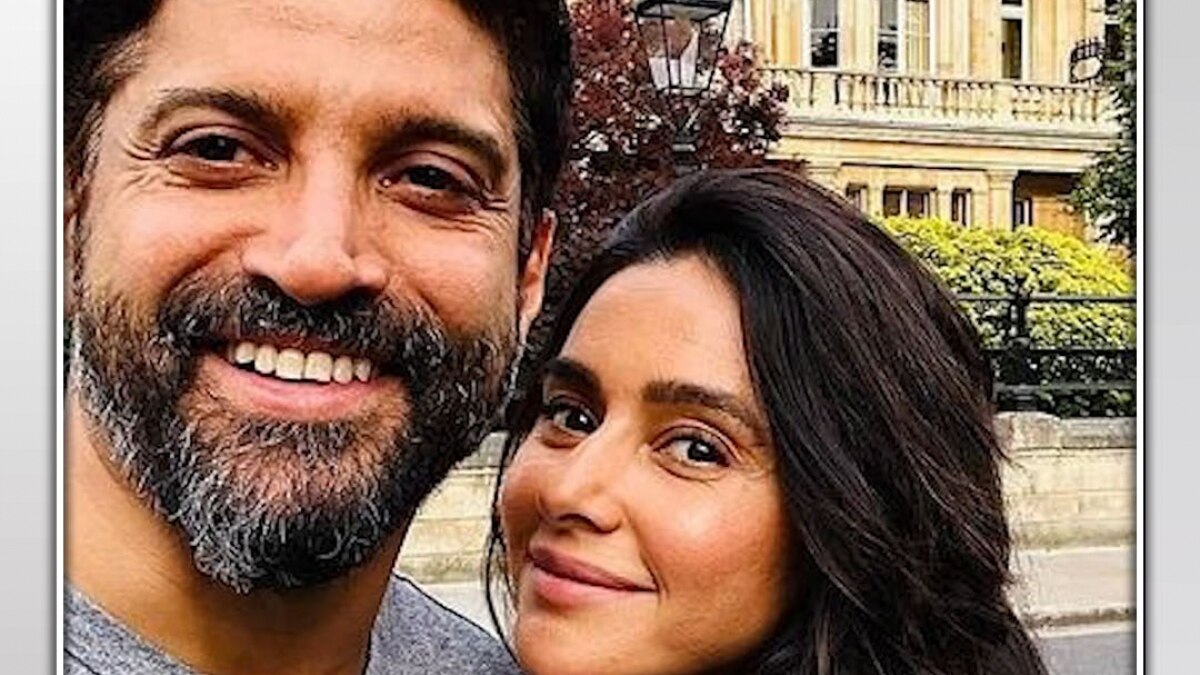 farhan akhtar pet dog