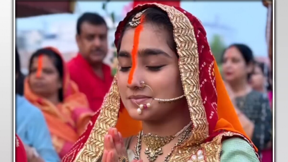 Television actress Neha marda celebrate Chhath with family 