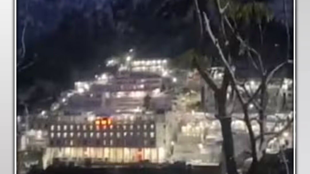 first snowfall of the season in the Vaishno Devi temple areas