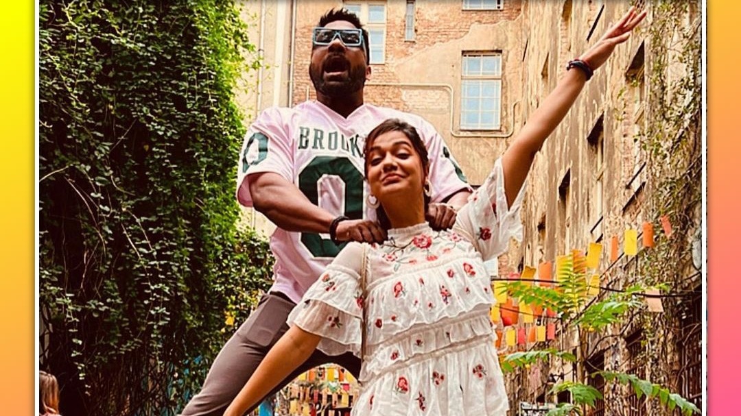 Actress divya on divorce 