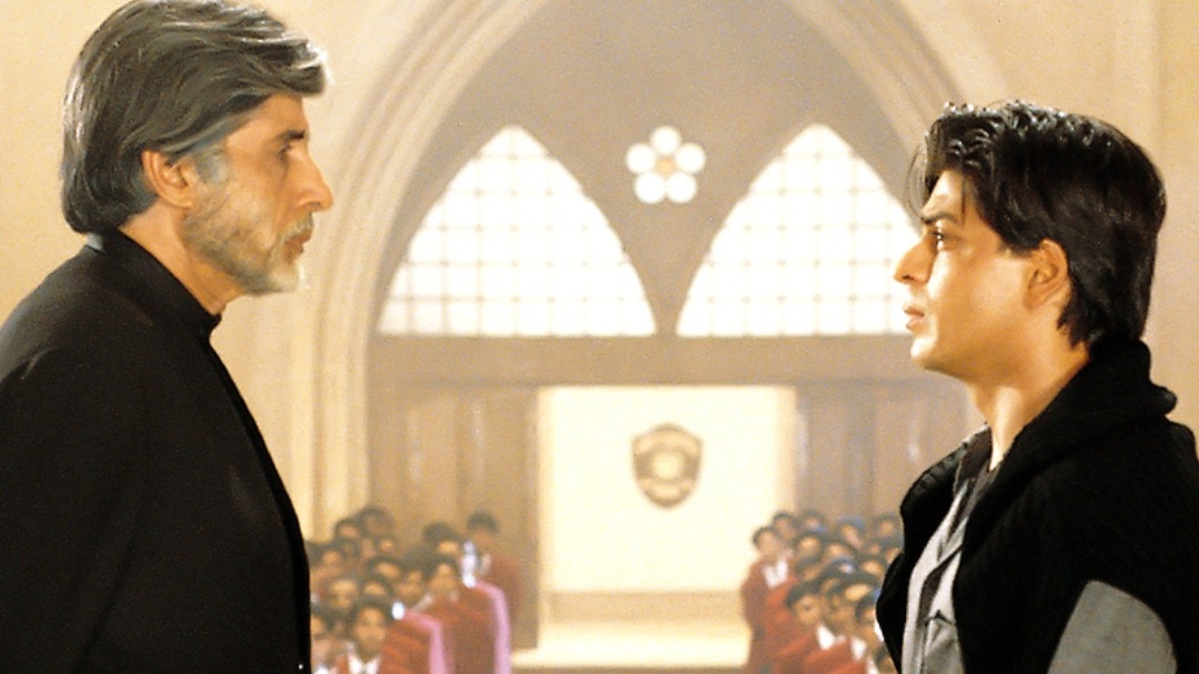 amitabh mohabbatein fees