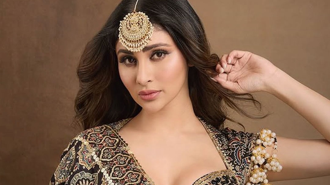 mouni roy