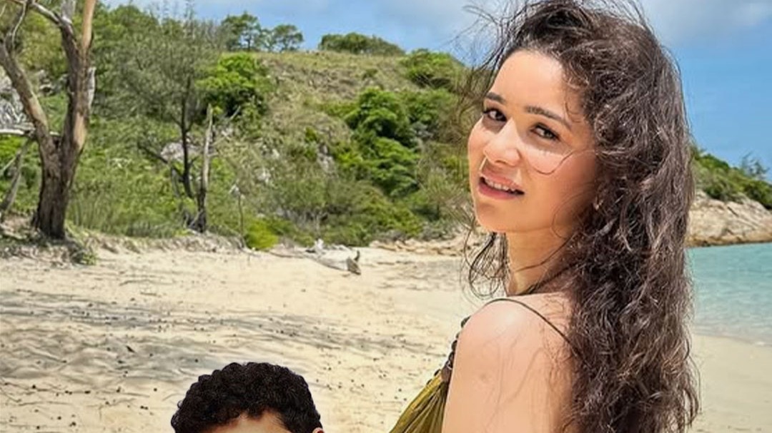 sara tendulkar and Siddhant Chaturvedi