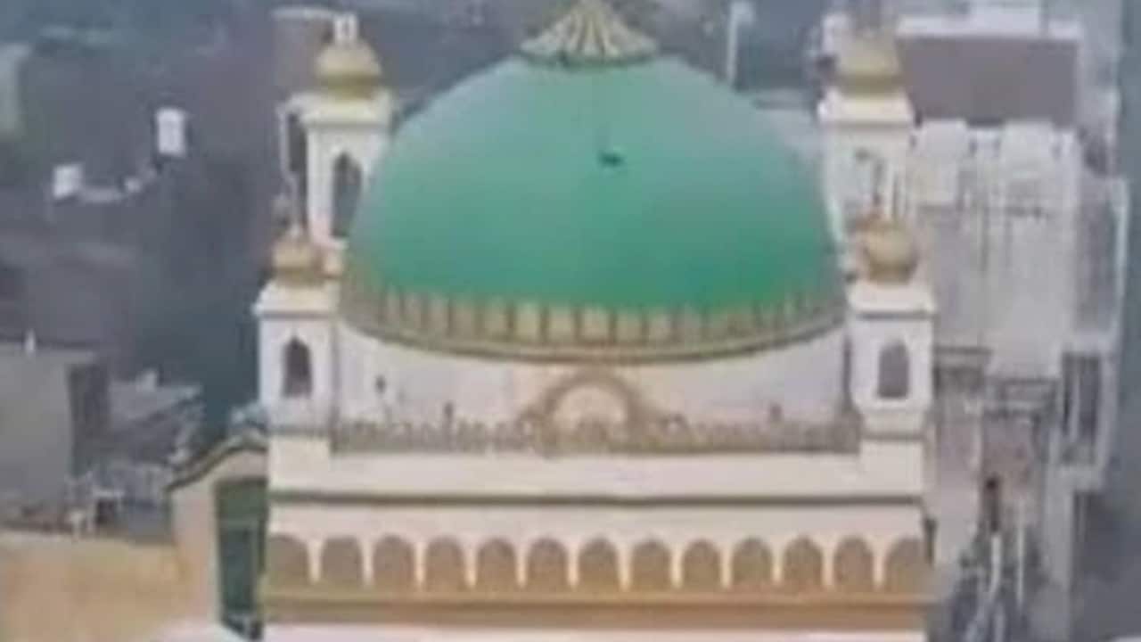 Sambhal Jama Masjid कमेटी को लगा झटका