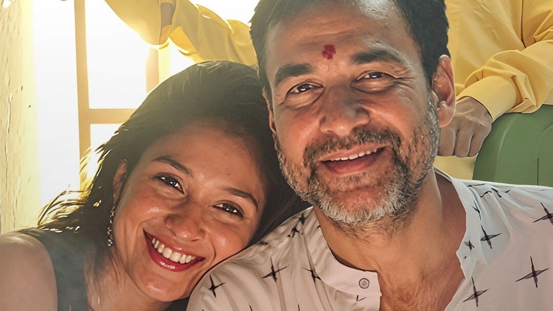 pankaj tripathy with daughter