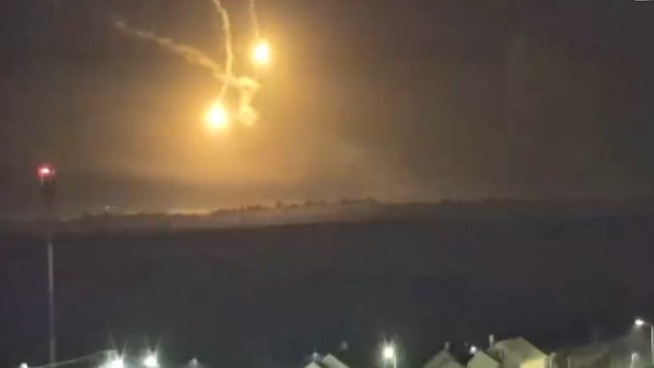 इजरायली एयरस्ट्राइक से किस कदर दहला गाजा, देखें दुनिया आजतक में