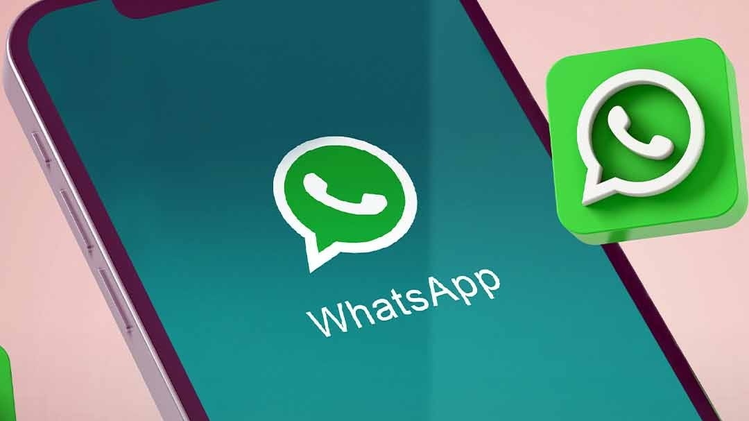 whatsapp status update feature