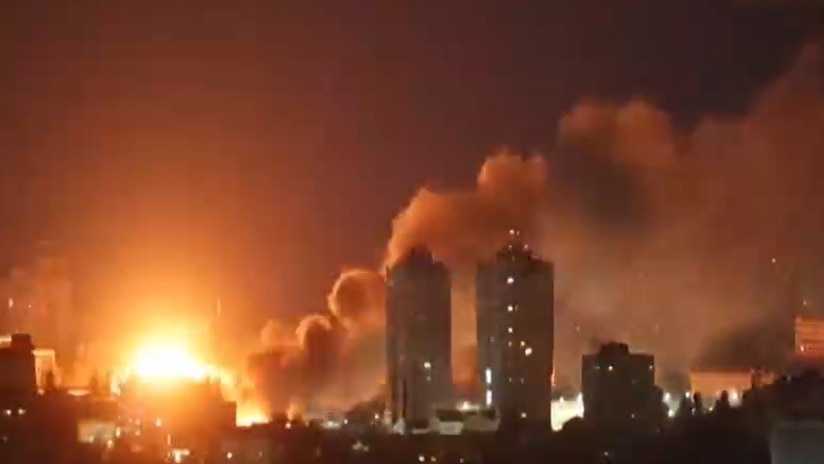 यूक्रेन पर कैसे टूटा रूसी ड्रोन-मिसाइल अटैक का कहर, देखें दुनिया आजतक में