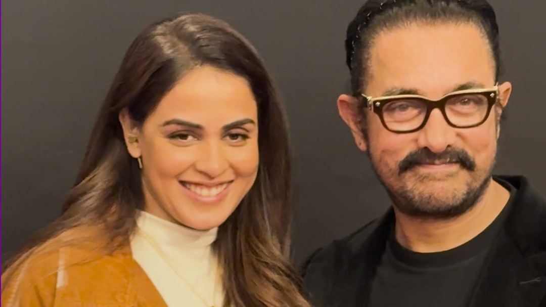 aamir with genelia on-screen