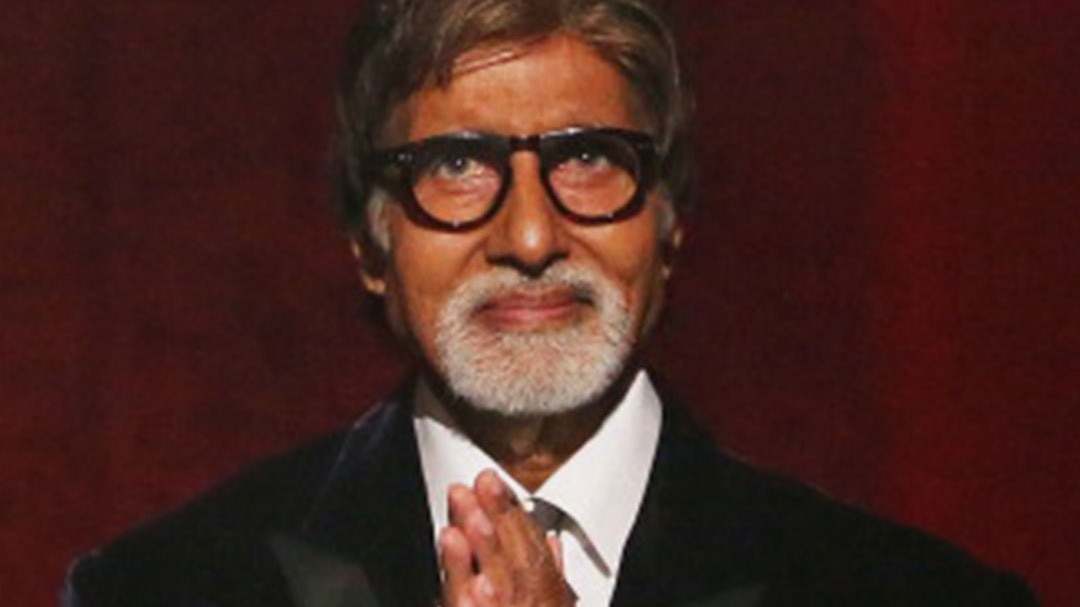 Big B की उम्र पर यूजर ने किया कमेंट, दिया जवाब!