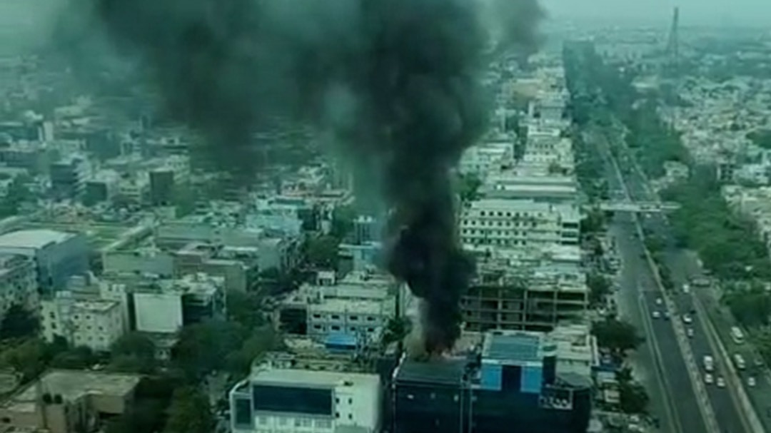 noida fire 