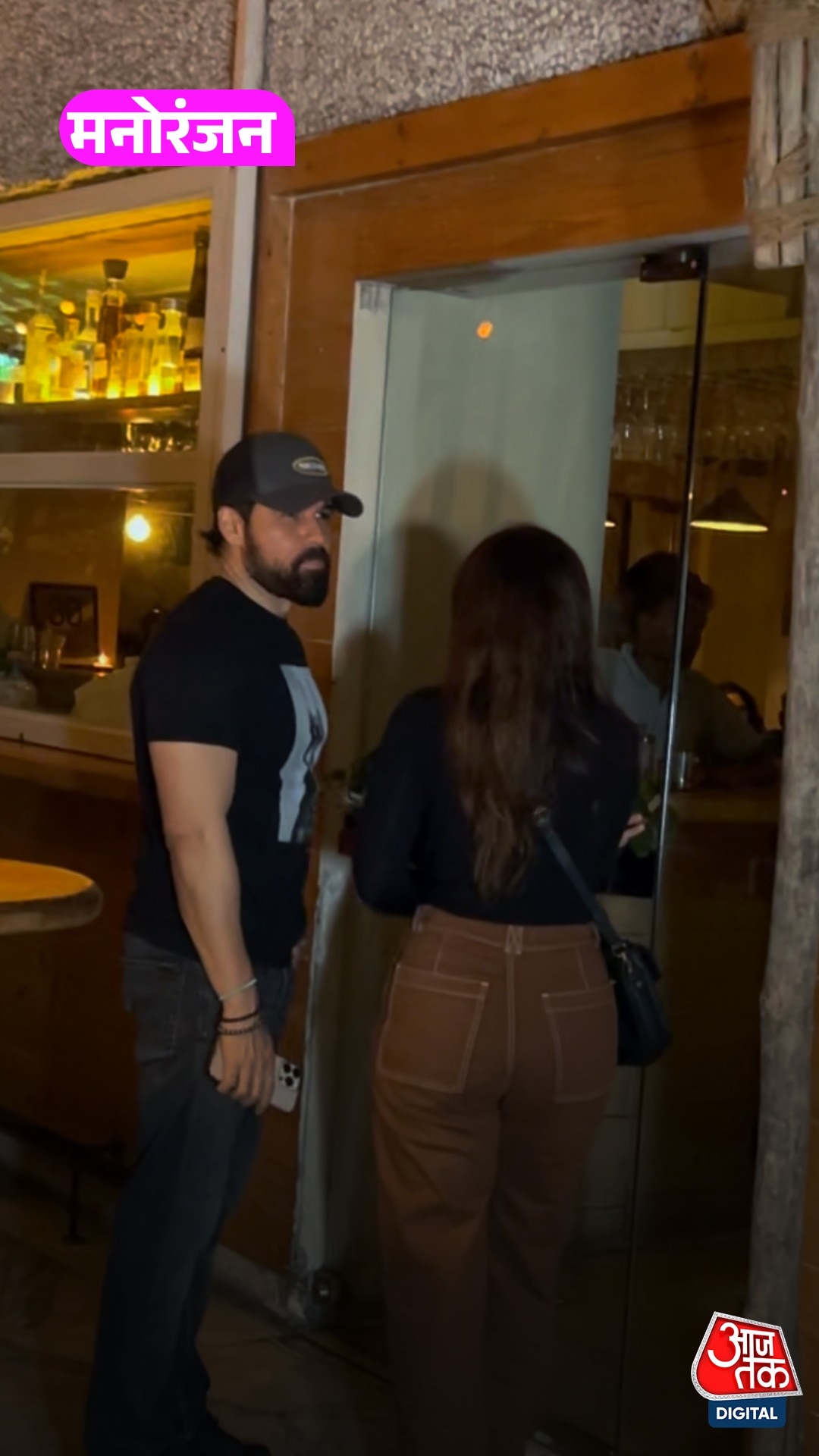 वाइफ के साथ स्पॉट हुए Emraan Hashmi! 