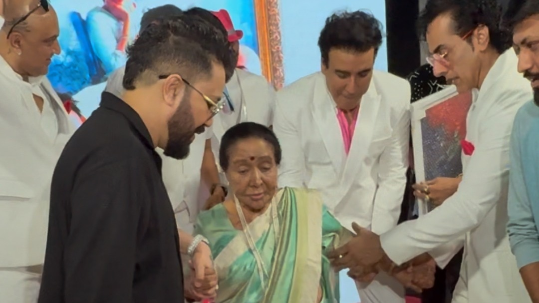 asha bhosle masti with mika singh