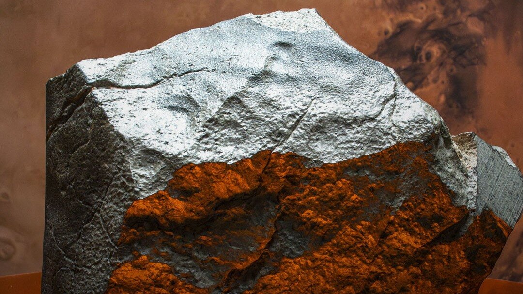 meteorite of mars on earth will be auctioned