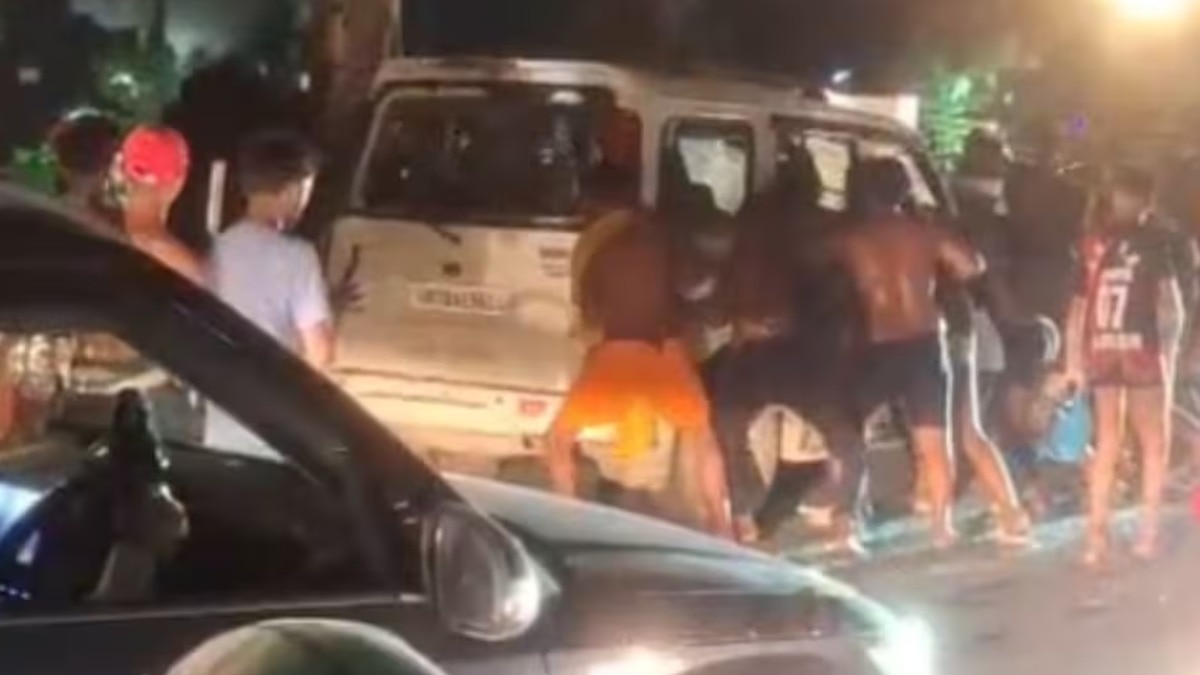 roorki kanwar fight