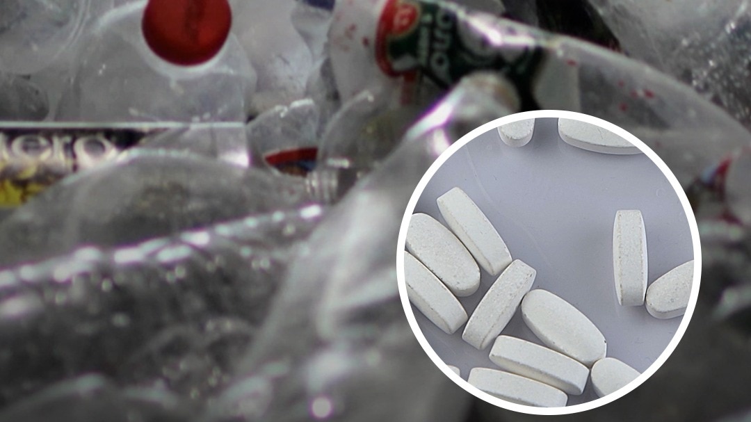 plastic waste material made paracetamol tablet