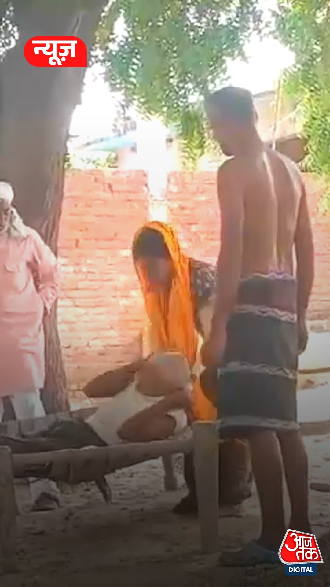 UP में ससुर को बहू ने जड़े चांटे, वीडियो वायरल 