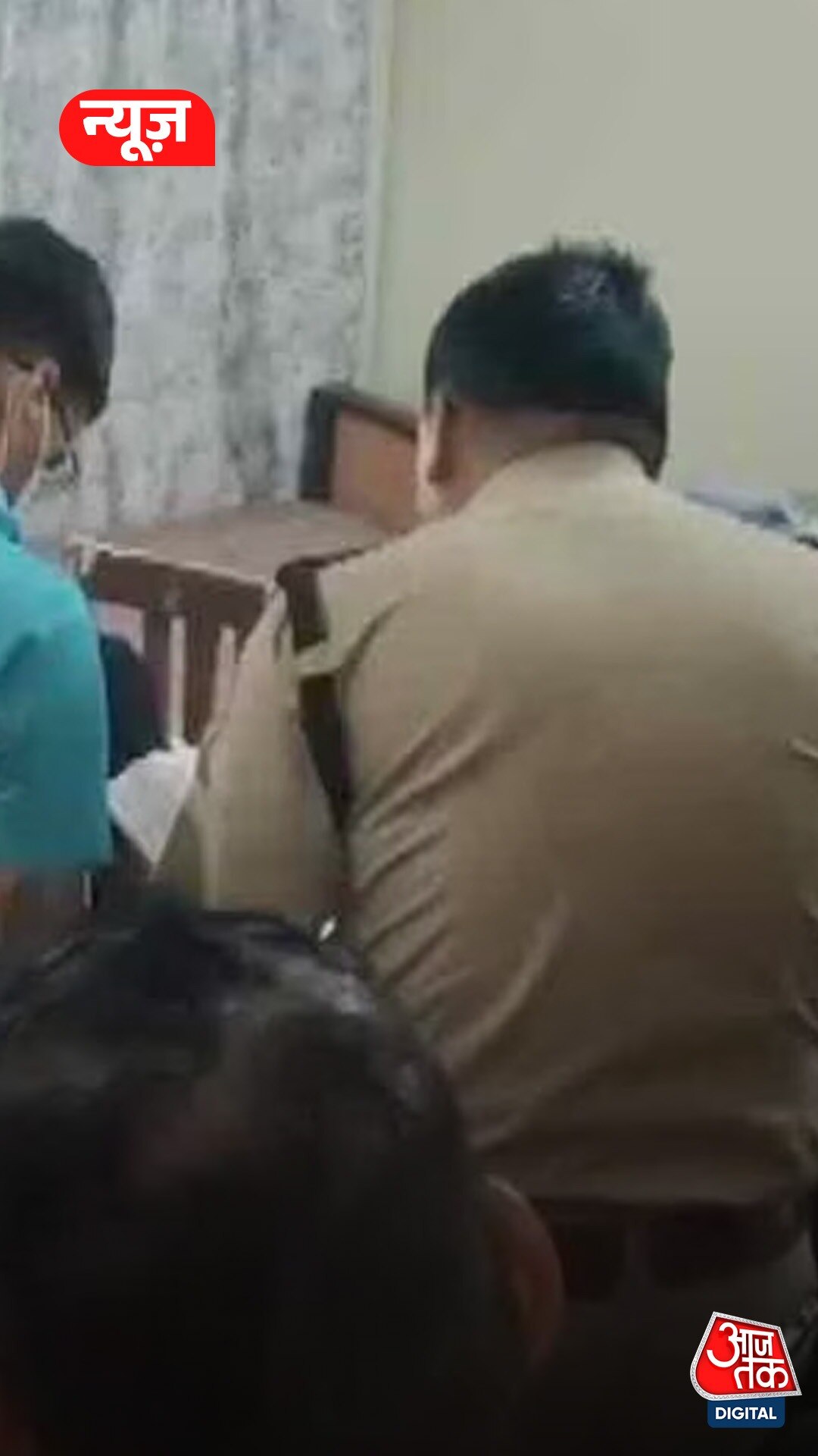 होस्टल के कमरे में डॉक्टर ने किया सुसाइड