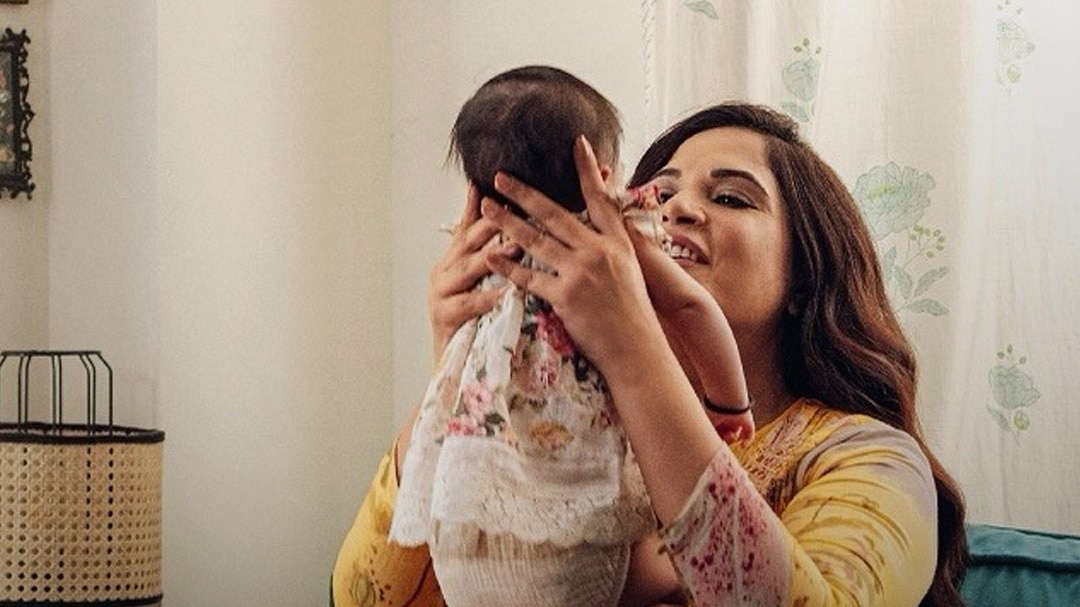 Richa Chaddha with Daughter