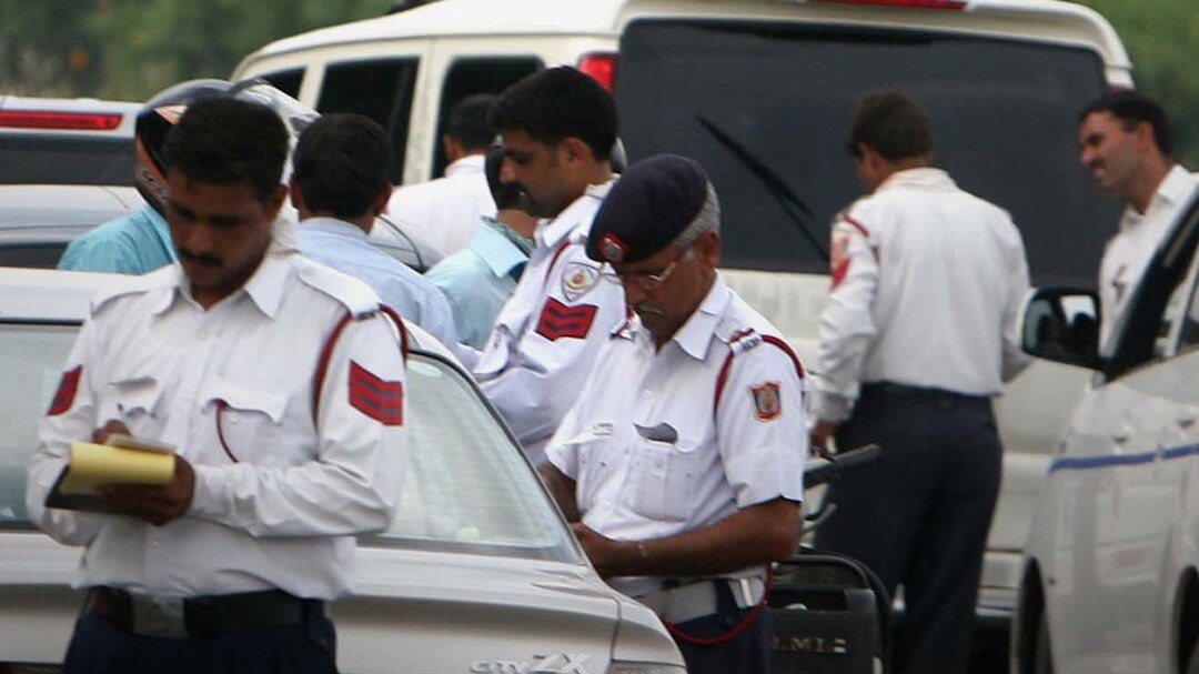 traffic poilice over driving license suspension