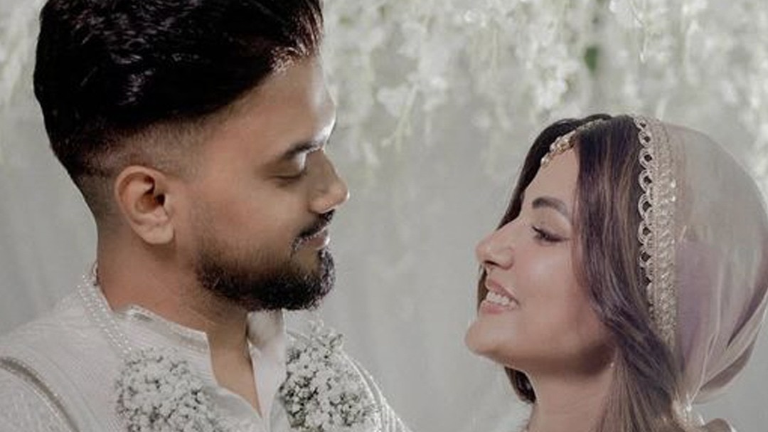 Hina Khan with Rocky Jaiswal on Wedding
