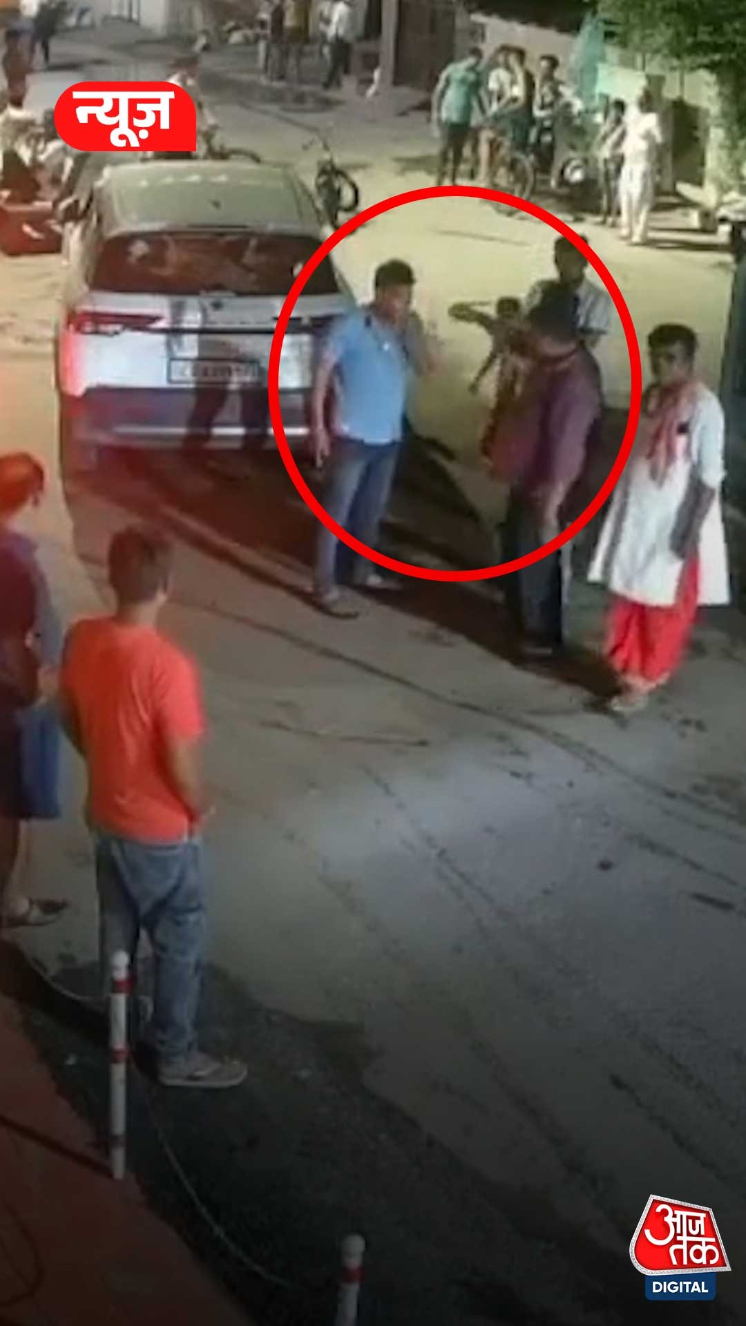 शराब के नशे में धुत पुलिसकर्मी, किया हंगामा