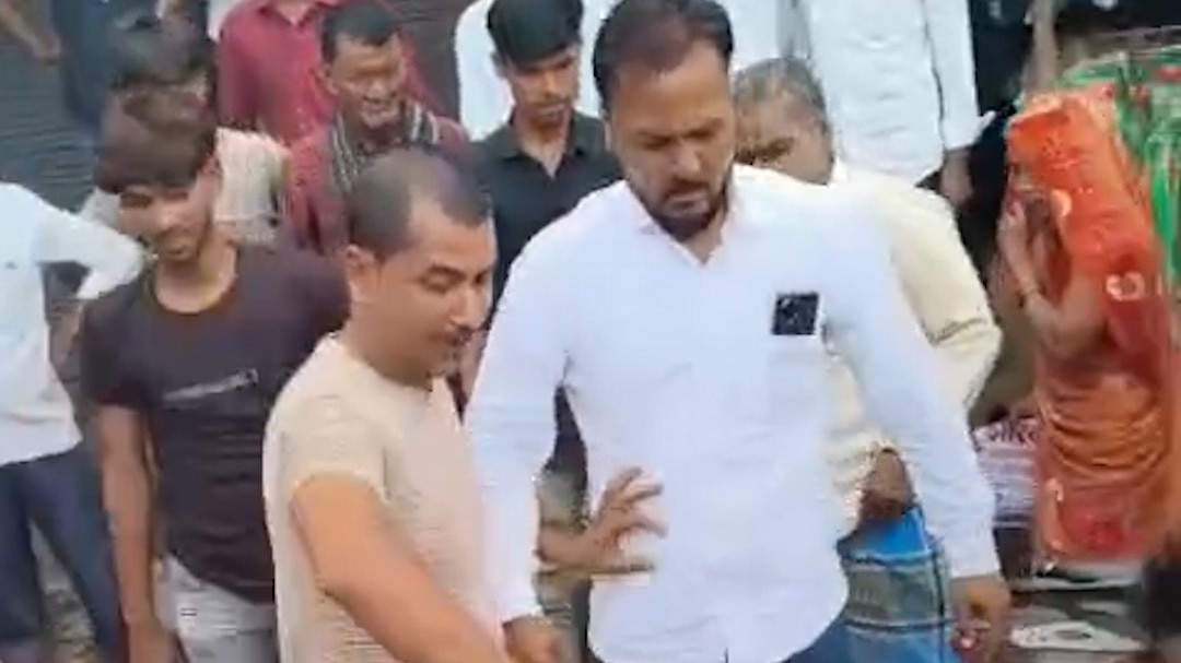 दलित युवकों को बेरहमी से पीटा
