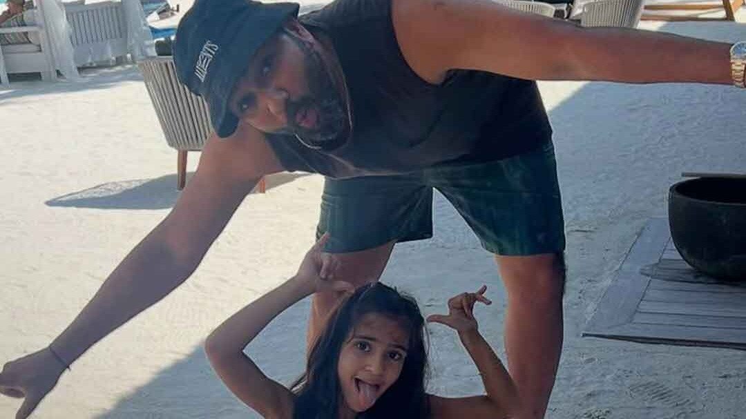 ODI Captain Rohit Sharma ने अपनी बेटी पर लुटाया प्यार!