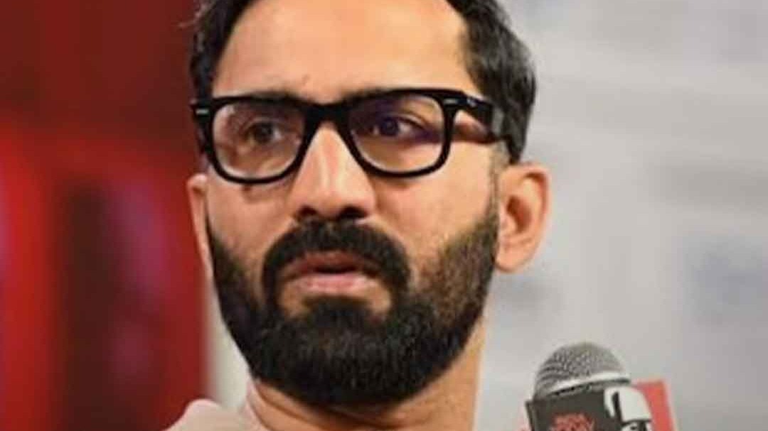 Dinesh Karthik बोले - Virat Kohli का दिमाग थक गया है