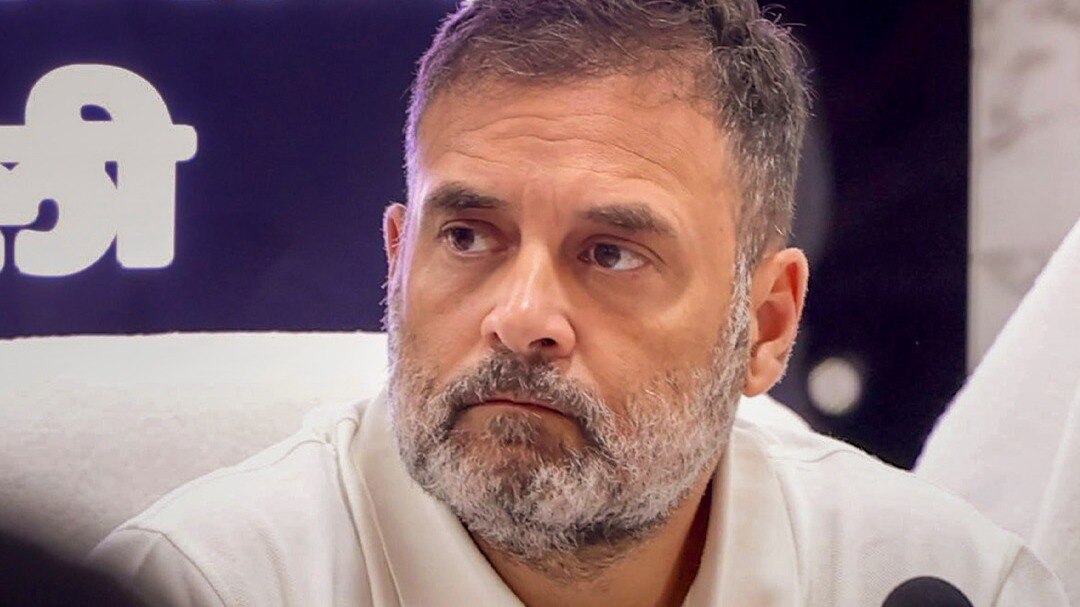 ‘Yellow Book’ पर क्यों घिरे Rahul Gandhi?