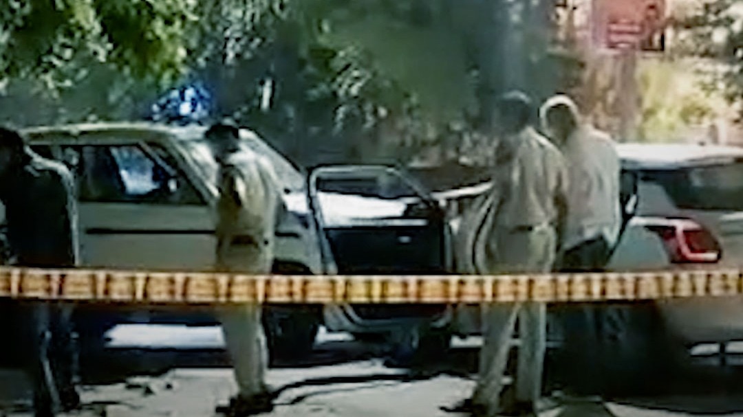 दिल्ली पुलिस और गोगी गैंग के बदमाशों में एनकाउंटर