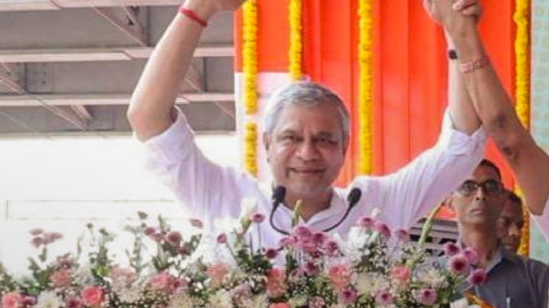 bihar trains count by railway