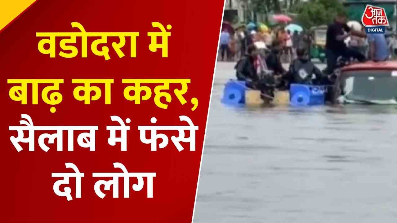 The devastation of the flood continues; rescue of people stranded in Vadodara.