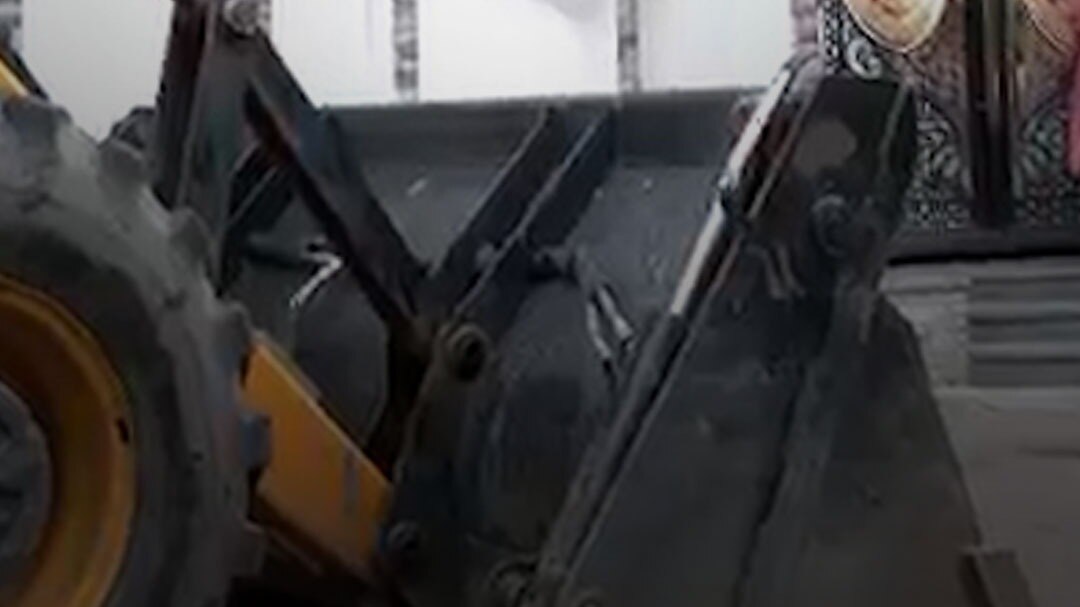 Action taken against Tauqeer Raza's aides