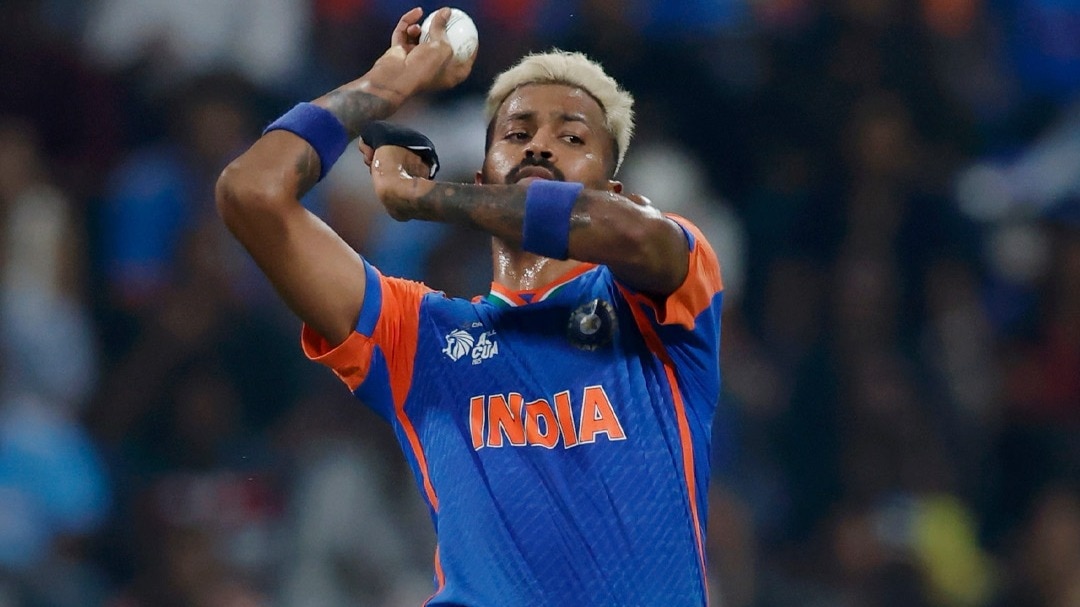 Hardik Pandya T-20 Team से हुए बाहर!