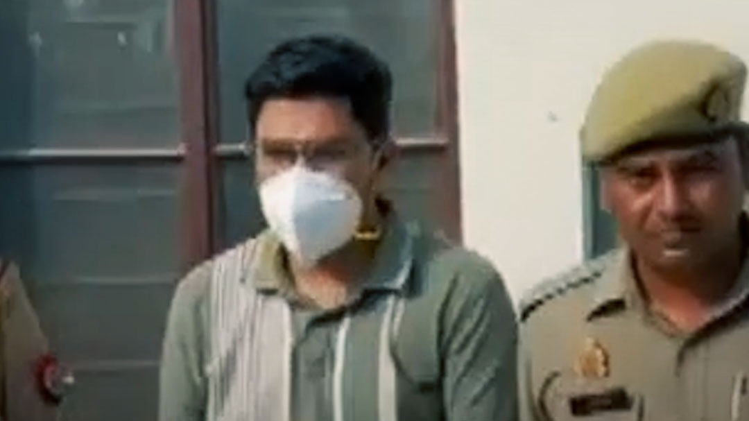 युवक ने पूर्व कंपनी से ठगे 1 करोड़