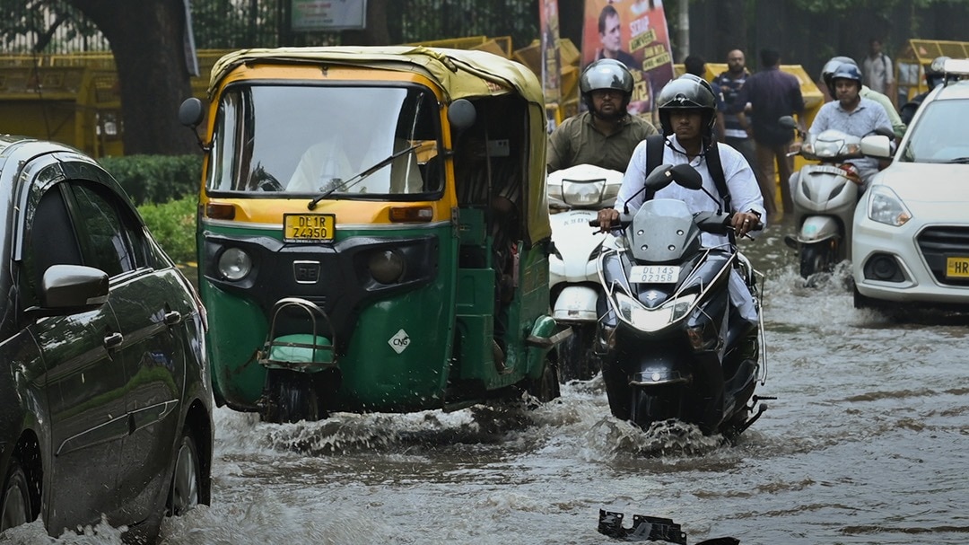 delhi-ncr rain weather imd alert