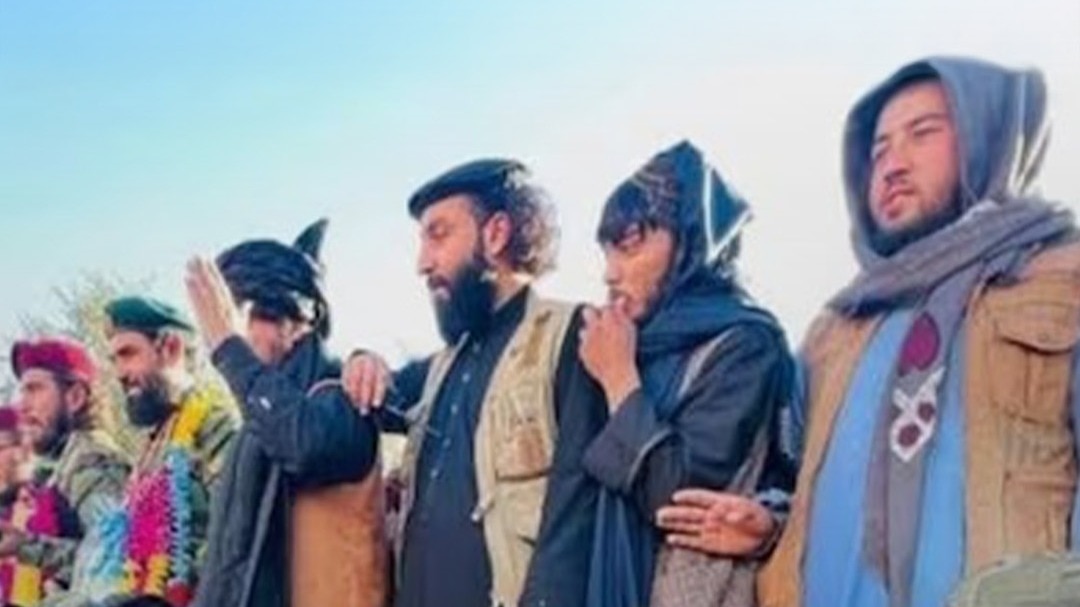 Taliban ने किया Pak पर जीत का दावा, जीत के जश्न में डूबे अफगानी