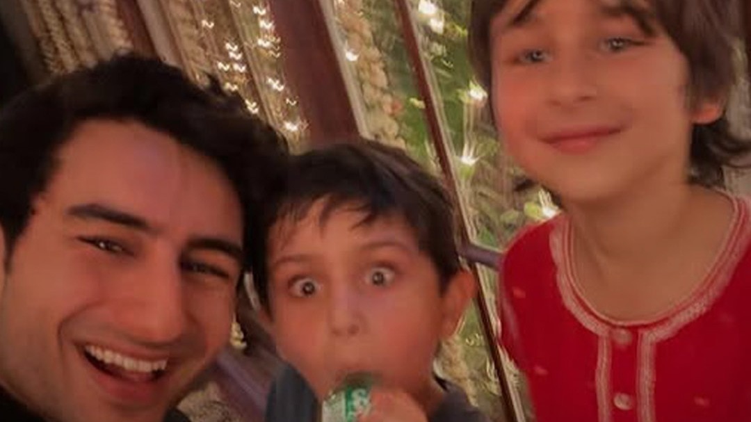 ibrahim with taimur and jeh