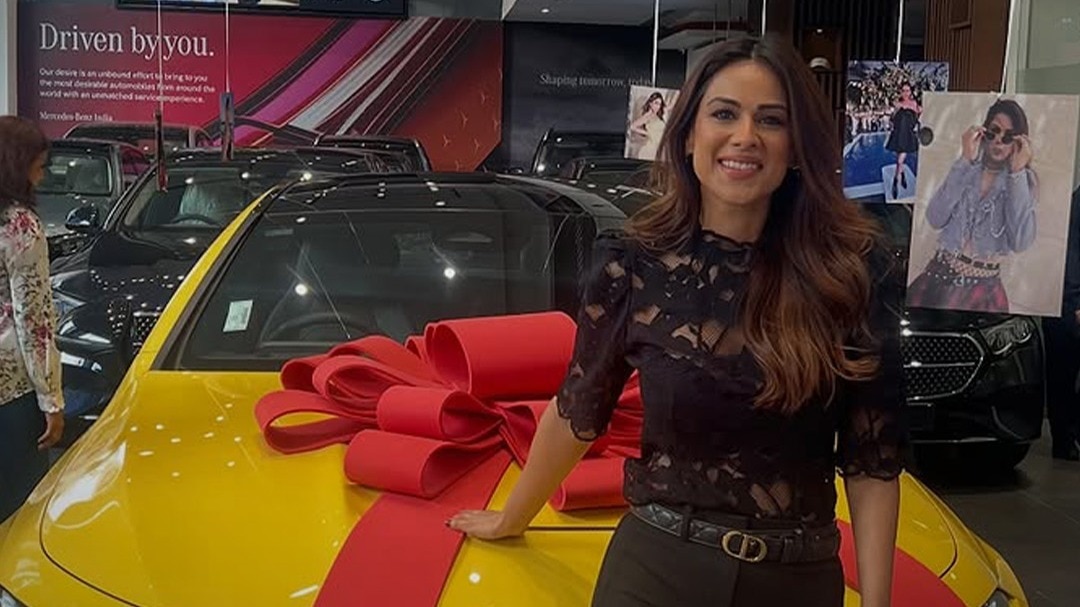 Nia Sharma ने खरीदी 1.5 Crore की Mercedes, बोलीं…