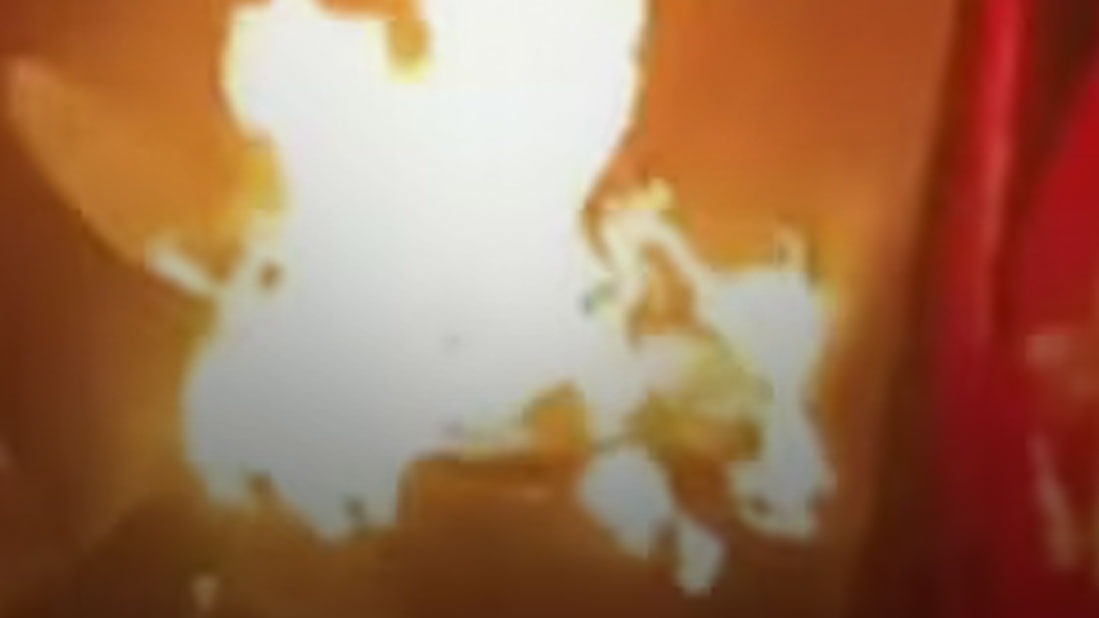 Bihar people set ablaze fire Brigade Vehicle