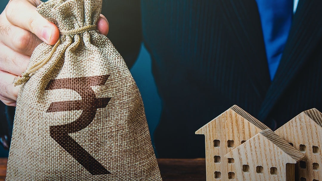 Diwali से Real Estate में बूम… अमीर खरीद रहे विरासत