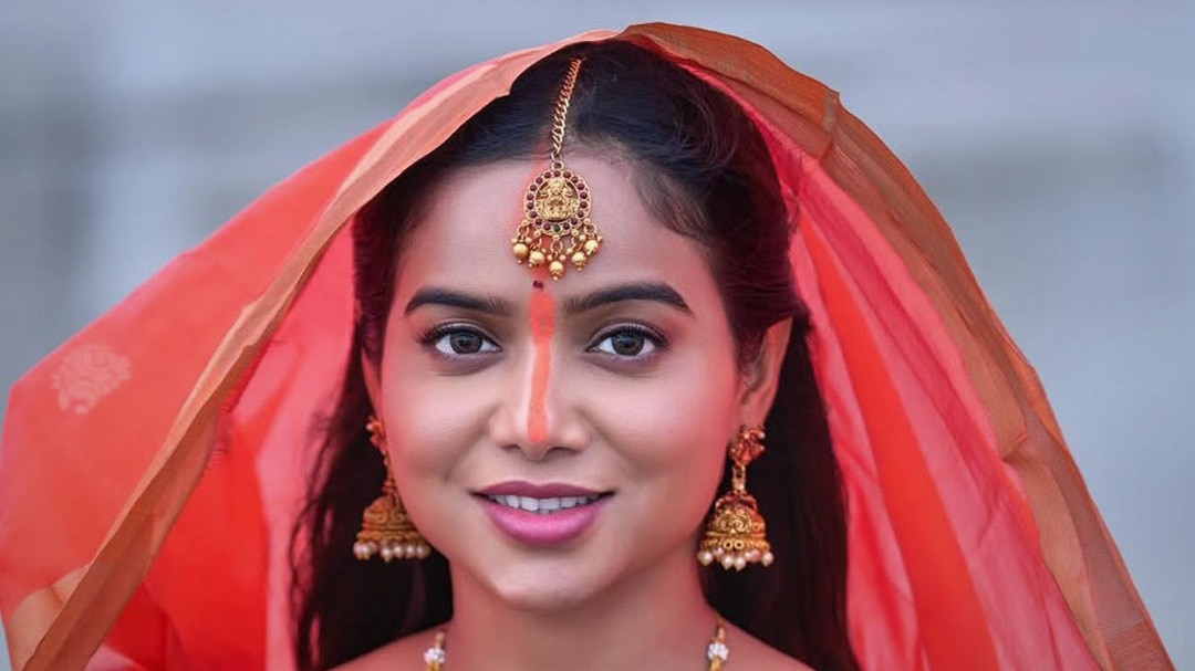 Chhath पर घर ना जाने पर इमोशनल हुईं Manisha Rani!