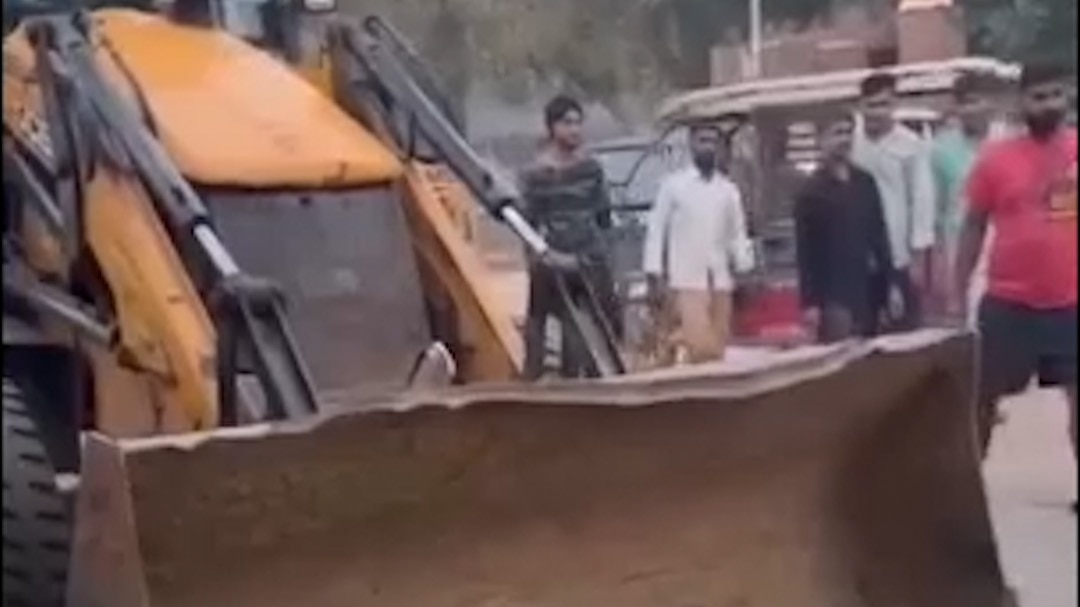 बुलडोकर एक्शन पर घिरी हरियाणा पुलिस