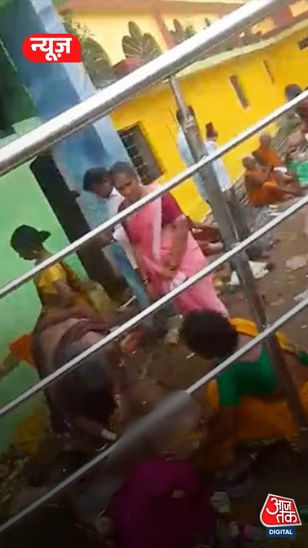 श्रीकाकुलम के वेंकटेश्वर स्वामी मंदिर में मची भगदड़