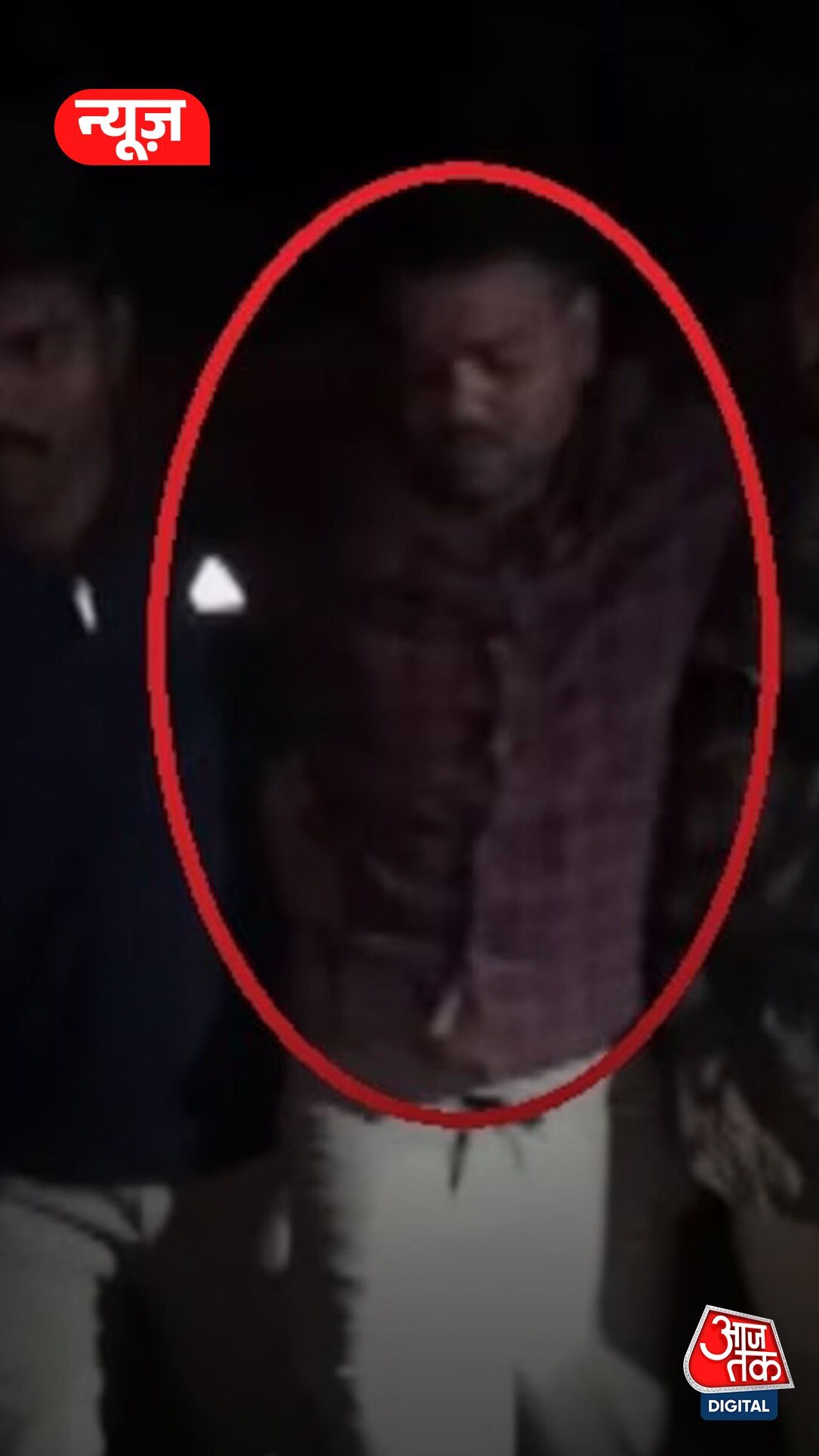 पेट दर्द कर क‍िया बहाना, फ‍िर अस्पताल ले जाते दारोगा की पिस्टल छीनकर भागा गैंगस्टर 