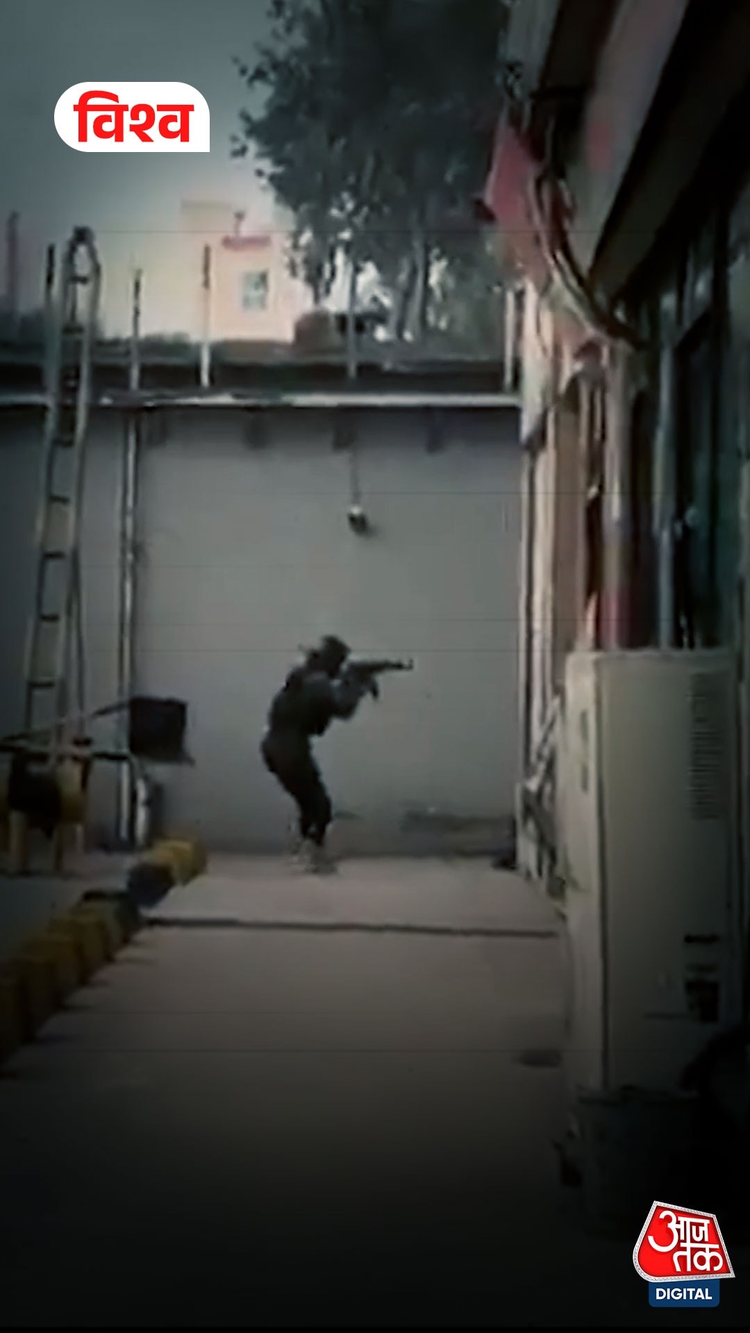 सुसाइड ब्लास्ट से दहला Pak का पेशावर, FC हेडक्वार्टर को बनाया निशाना